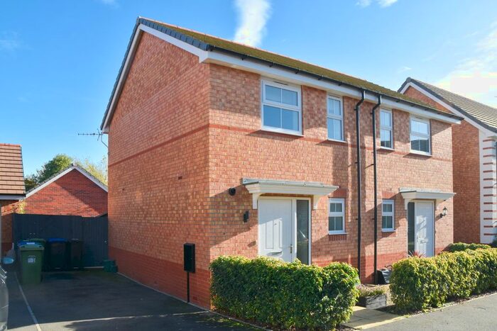 2 Bedroom Semi-Detached House For Sale In Bremridge Close, Barford, Warwick, Warwickshire, CV35