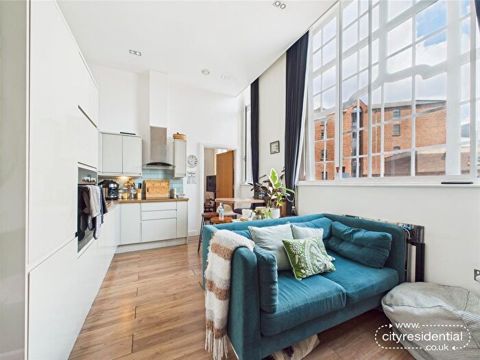 2 Bedroom Flat For Sale In Chancery House, Liverpool, L1