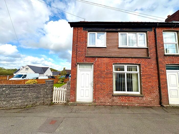 3 Bedroom Semi-Detached House For Sale In , Park House, Llandissilio, Clynderwen, Pembrokeshire, SA66