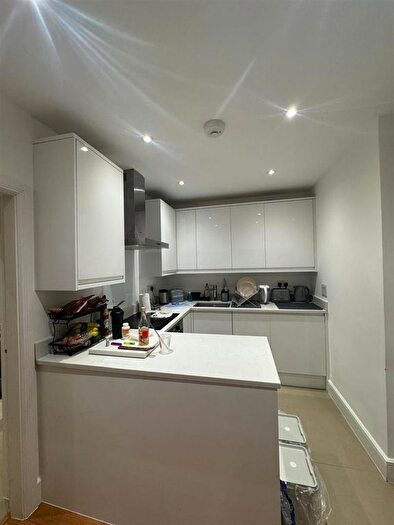 Studio To Rent In Grove End Road, London, NW8