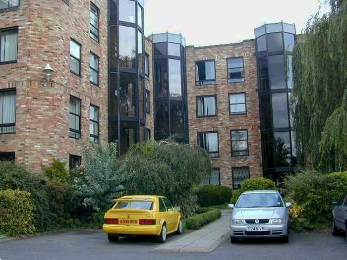 1 Bedroom Flat To Rent In Midsummer Court, Cambridge, CB4