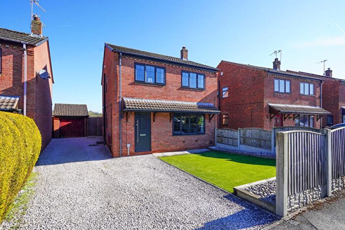 4 Bedroom Detached House For Sale In Ashurst Close, Chesterfield, S40