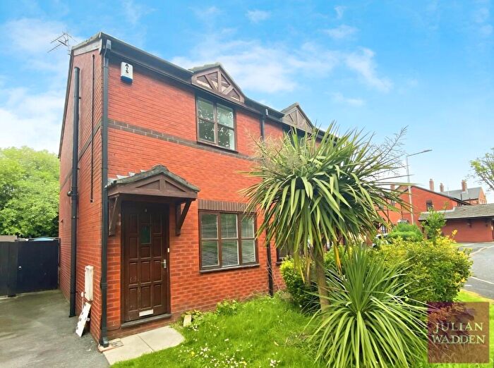 2 Bedroom Semi-Detached House To Rent In Sparrow Close, Reddish, Stockport, SK5
