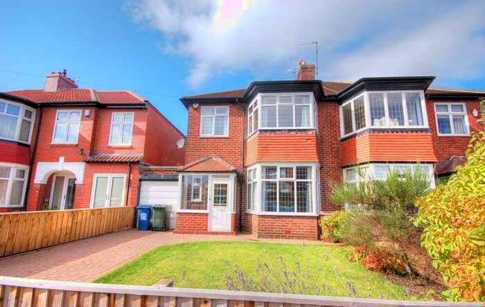 3 Bedroom Semi-Detached House To Rent In Wellburn Park, Jesmond, Newcastle Upon Tyne, NE2