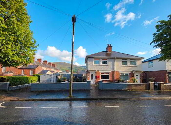 3 Bedroom Semi-Detached House For Sale In Twaddell Avenue, Belfast, BT13