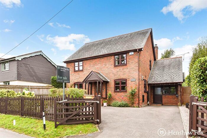 4 Bedroom Cottage For Sale In North Lane, Nomansland, Wiltshire, SP5