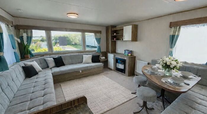 3 Bedroom Park Home For Sale In Combe Martin, Ilfracombe, EX34