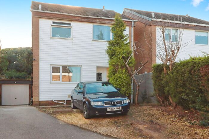 3 Bedroom Detached House For Sale In Farm Close, Coal Aston, Dronfield, S18