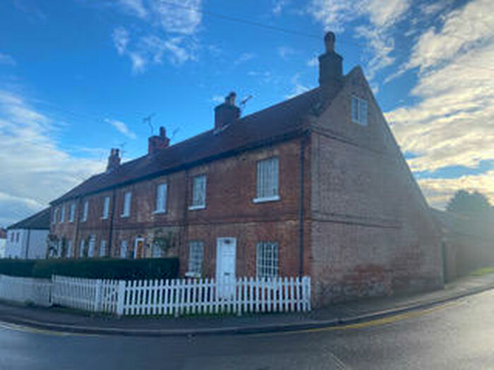 3 Bedroom Semi-Detached House To Rent In Sheffield Road, Blyth, S81