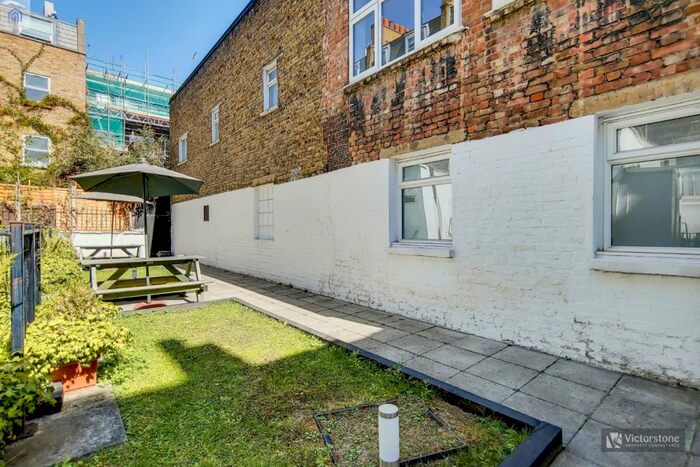 Apartment To Rent In North Gower Street, Euston, London, NW1