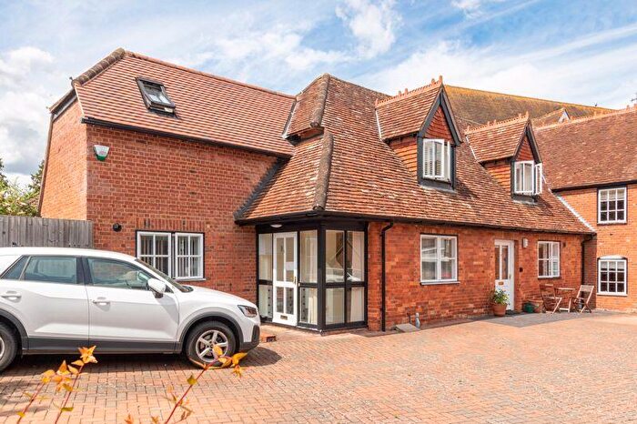 1 Bedroom Flat For Sale In Church Street, Wantage, OX12