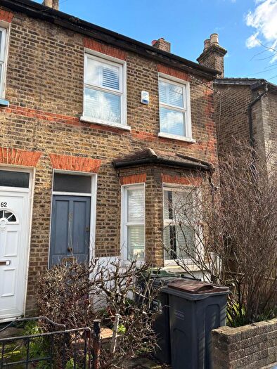 3 Bedroom Terraced House For Sale In Davidson Road, Croydon, CR0