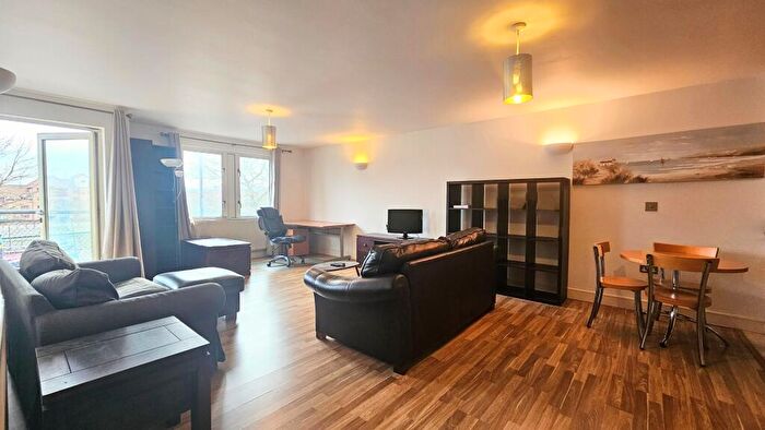 2 Bedroom Apartment To Rent In Capital Edge, Hotwell Road, BS8