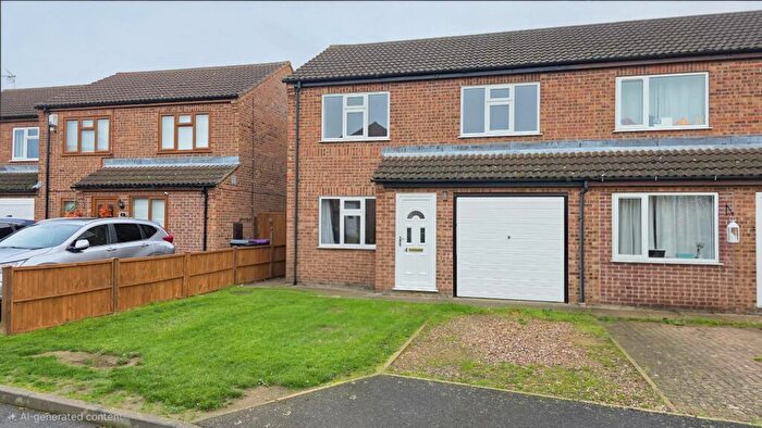 3 Bedroom Semi-Detached House For Sale In Larch Way, Southfields, Sleaford, NG34