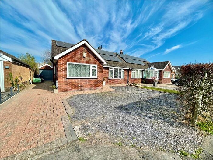 4 Bedroom Bungalow For Sale In Hall Croft, Hutton, Preston, Lancashire, PR4