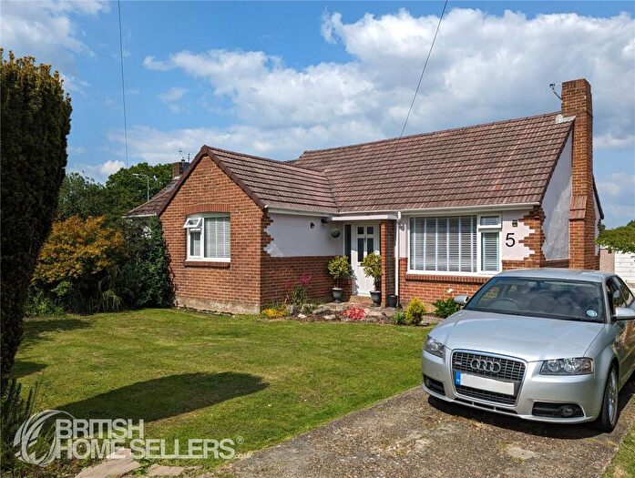 2 Bedroom Bungalow For Sale In Green Lane, Bournemouth, Dorset, BH10