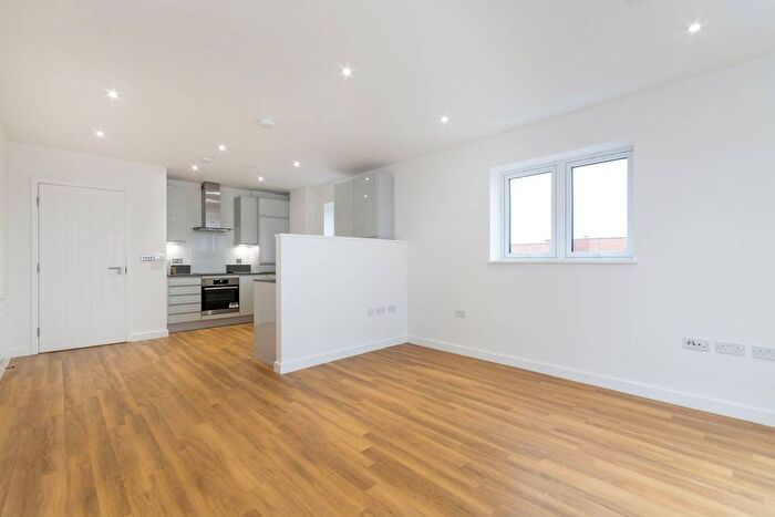 2 Bedroom Flat To Rent In Cezanne Road, East Acton, London, W3