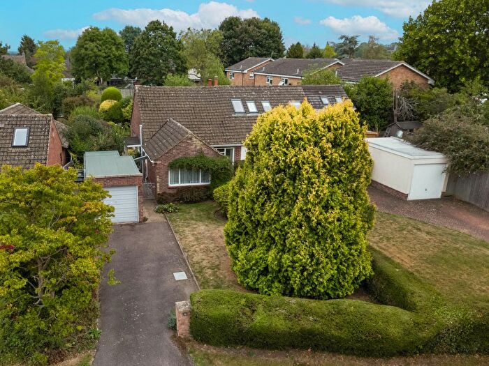 2 Bedroom Semi-Detached Bungalow For Sale In Barton Road, Comberton, CB23