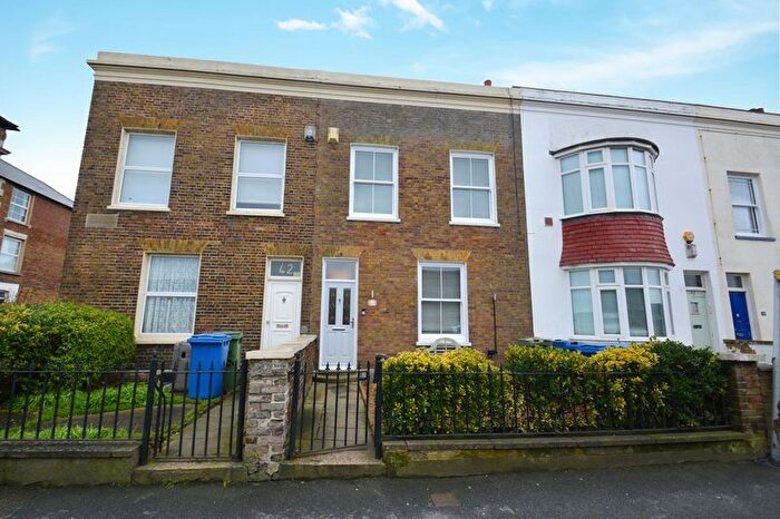 4 Bedroom Terraced House For Sale In Marine Parade, Sheerness, ME12