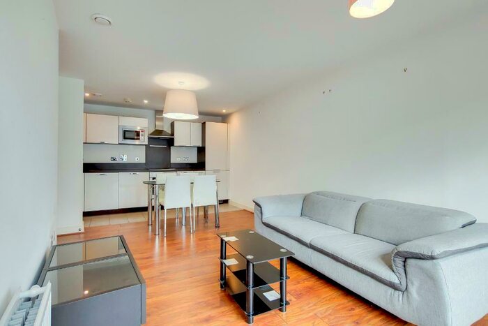 2 Bedroom Apartment To Rent In Montreal House, Surrey Quays Road, London, SE16