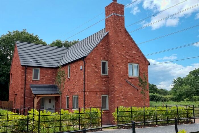 5 Bedroom Detached House For Sale In Orchard Gardens, Barns Lane, Warburton, WA13