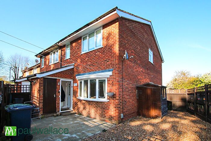 1 Bedroom Maisonette For Sale In The Canadas, Turnford, EN10