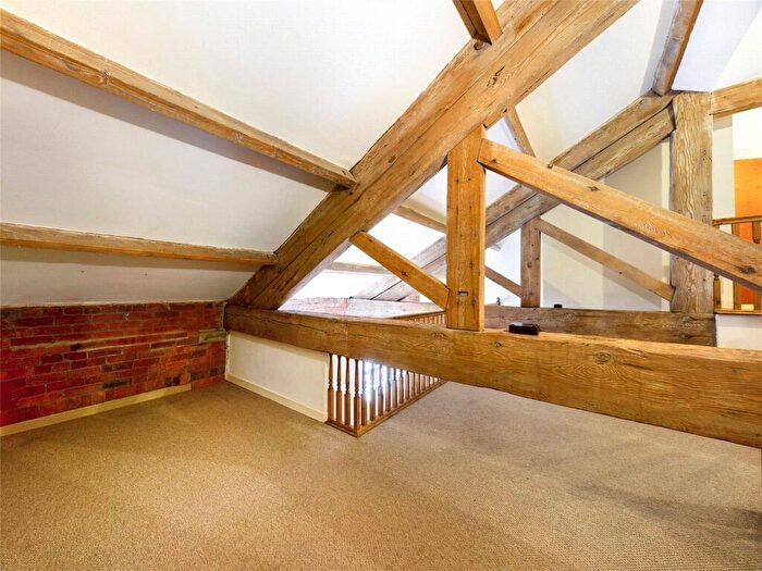 2 Bedroom Apartment To Rent In City Mills, - Mill Street, Bradford, West Yorkshire, BD1