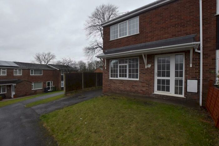 3 Bedroom Semi-Detached House To Rent In Jura Avenue, Ripley, Derbyshire, DE5