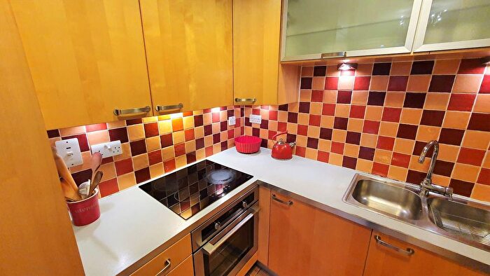 1 Bedroom Flat To Rent In Velvet House, Sackville St, M1