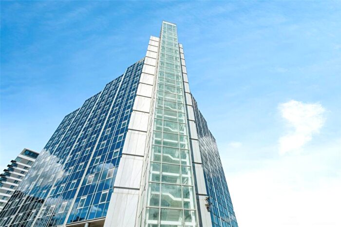 1 Bedroom Flat To Rent In Churchill Place, Churchill Way, Basingstoke, RG21