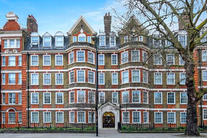 3 Bedroom Flat To Rent In Hanover Gate Mansions, London NW1