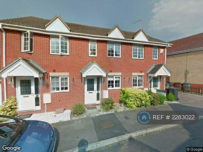 2 Bedroom Terraced House To Rent In Amcotes Place, Chelmsford, CM2