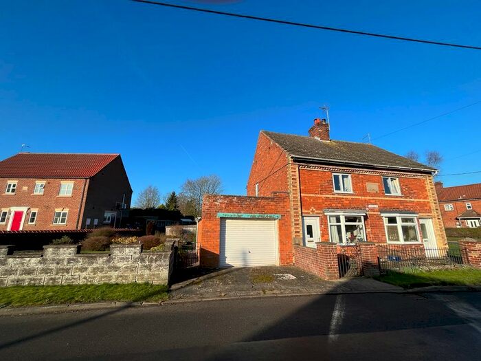 2 Bedroom Semi-Detached House For Sale In Maypole Street, Hemswell, Gainsborough, DN21