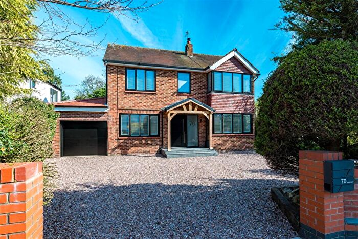 4 Bedroom Detached House For Sale In Gores Lane, Formby, Liverpool, L37