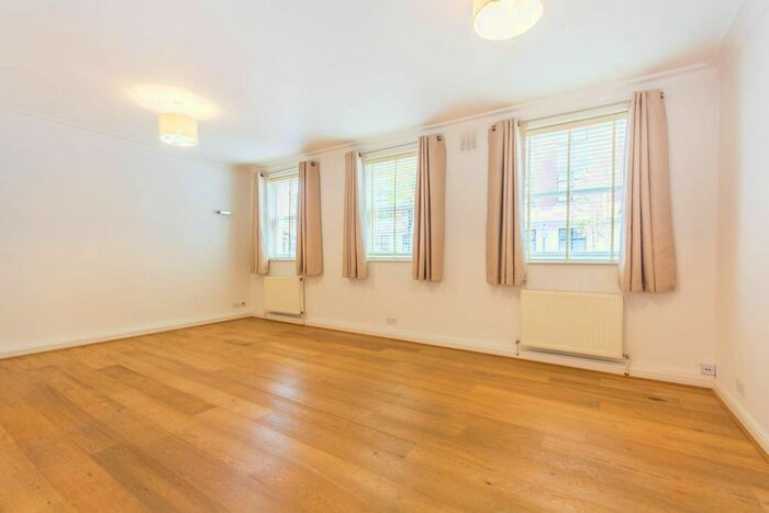 2 Bedroom Flat To Rent In Beaumont Street, Marylebone, London, W1G