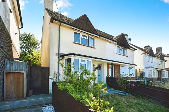 2 Bedroom End Of Terrace House For Sale In Goodwood Way, Brighton, BN2