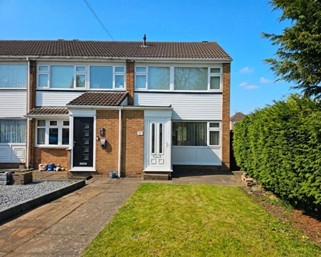 3 Bedroom End Of Terrace House For Sale In Ashford Drive, Bedworth, Warwickshire, CV12