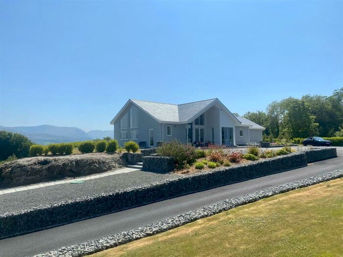 3 Bedroom Detached House For Sale In Copa Mon, Allt Goch Bach, Beaumaris, LL58