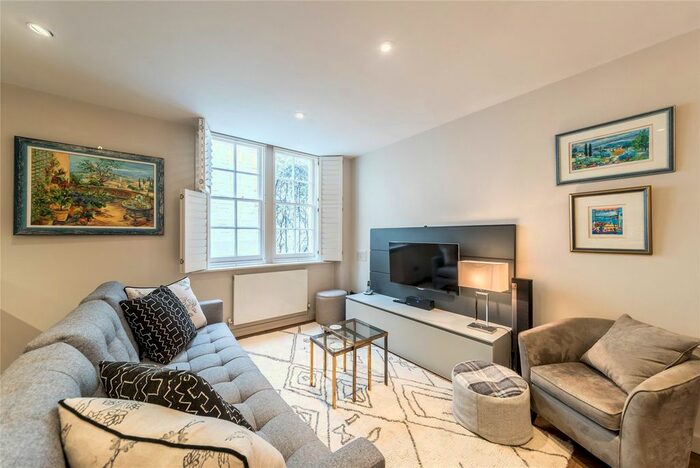 2 Bedroom Flat To Rent In Pavilion Road, London, SW1X