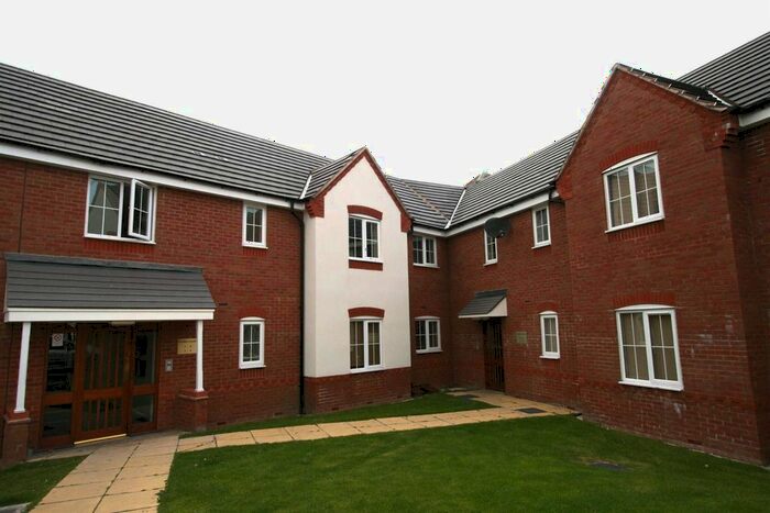 2 Bedroom Flat To Rent In Church Place, Blakenall Heath, Bloxwich, WS3