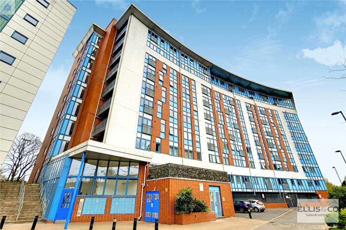 2 Bedroom Apartment To Rent In Leamore Court, Meath Crescent, London, E2
