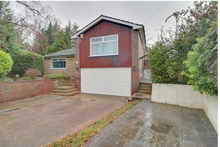 4 Bedroom Property To Rent In Edgehill Road, Purley, CR8