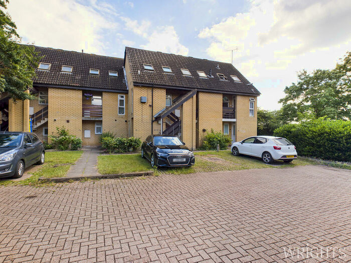 1 Bedroom Maisonette To Rent In The Paddocks, Welwyn Garden City, AL7