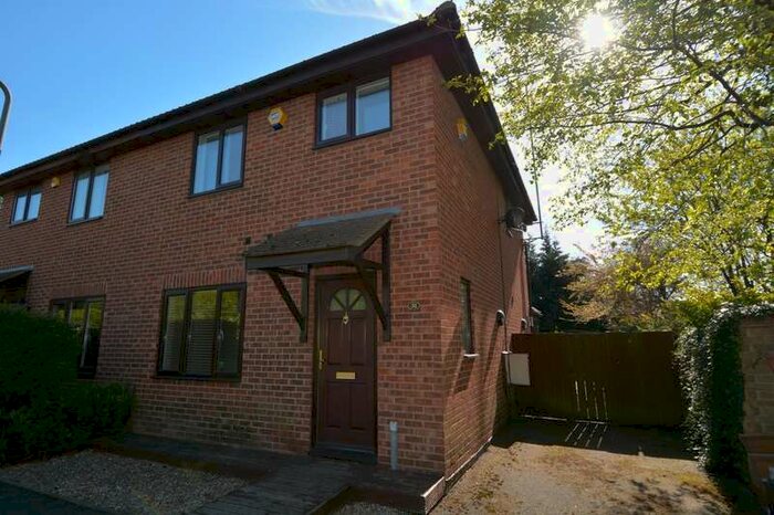 3 Bedroom Semi-Detached House To Rent In Osprey Close, Wanstead, E11