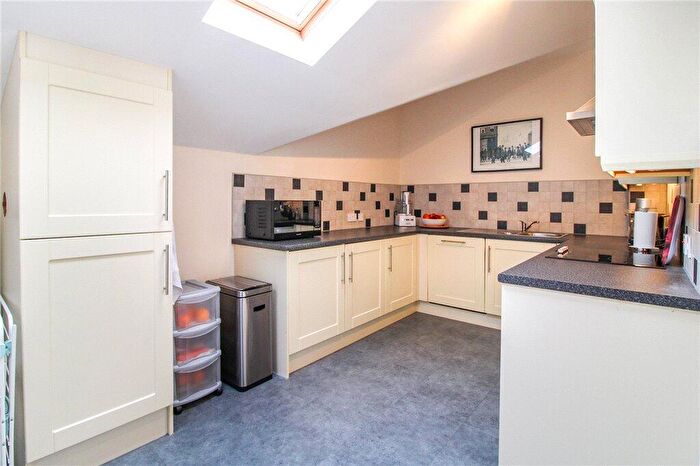 1 Bedroom Apartment For Sale In Low Lane, Horsforth, Leeds, West Yorkshire, LS18