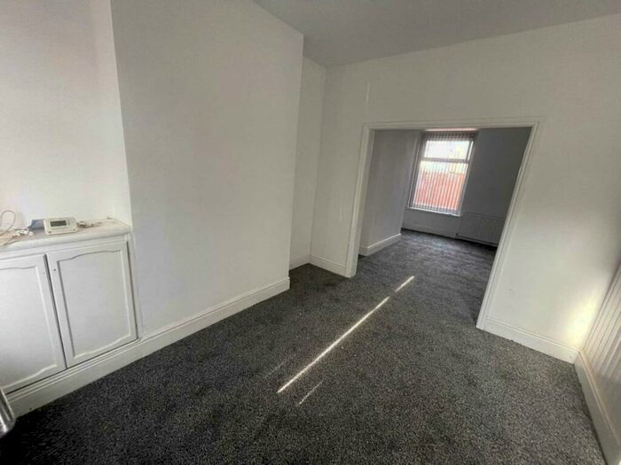 2 Bedroom Terraced House To Rent In Thornton Rd, Fallowfield, M14