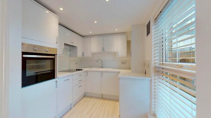 2 Bedroom Flat To Rent In York Street, Broadstairs, CT10