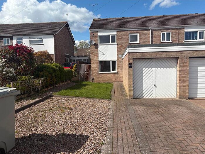 3 Bedroom Semi-Detached House For Sale In Adrian Close, Louth, LN11