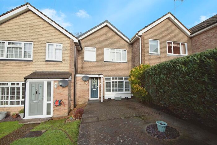 3 Bedroom Terraced House For Sale In Montgomery Walk, Waterlooville, PO7