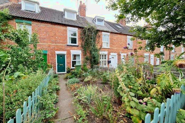 2 Bedroom Terraced House To Rent In Otters Cottages, Lincoln, LN5